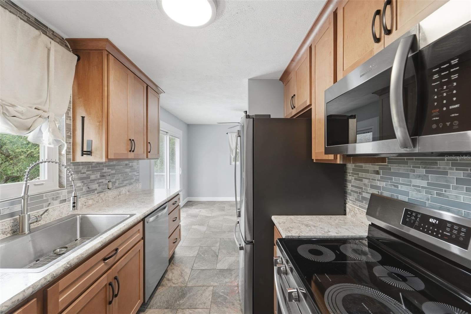 Kitchen - 41707 ASPEN ST, EUSTIS