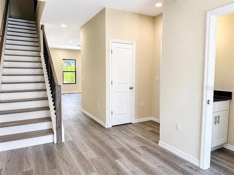 Townhouse at 4365 CAMBIO GARDENS CT, TAMPA, photo 6 of 29