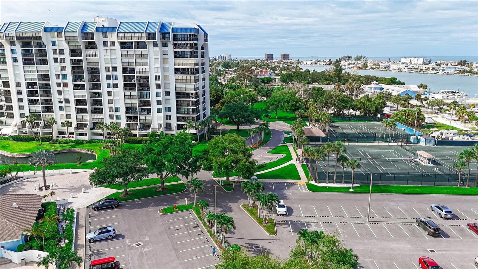 As you can see - there’s lots of parking available - 9425 BLIND PASS RD #1103, ST PETE BEACH