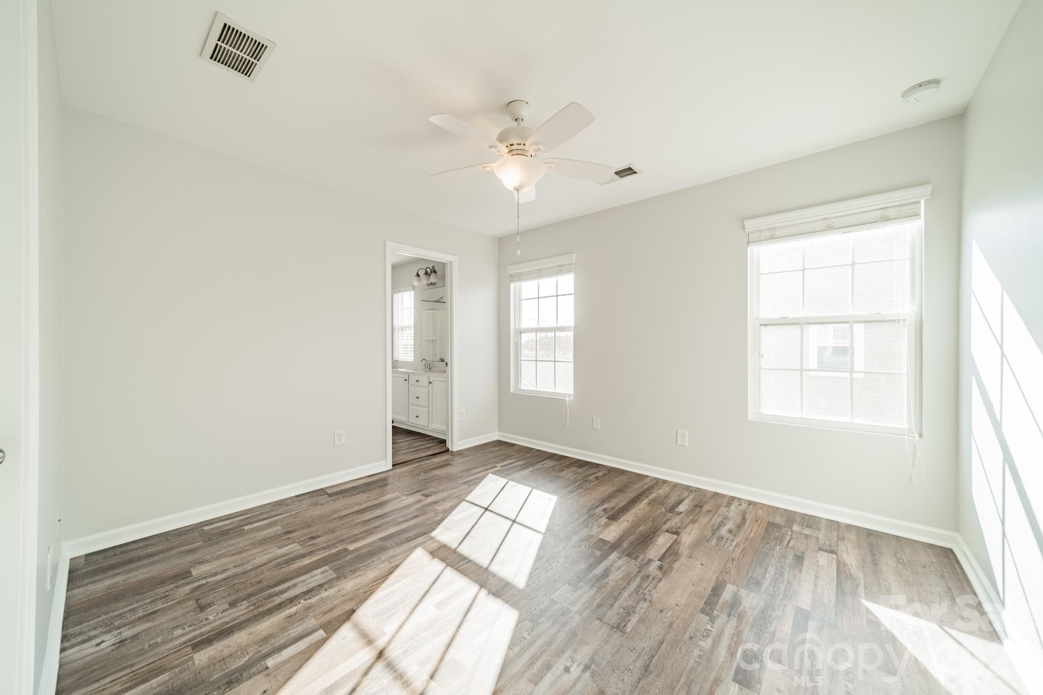 Townhouse at 18426 W Catawba Avenue, Cornelius, photo 26 of 42