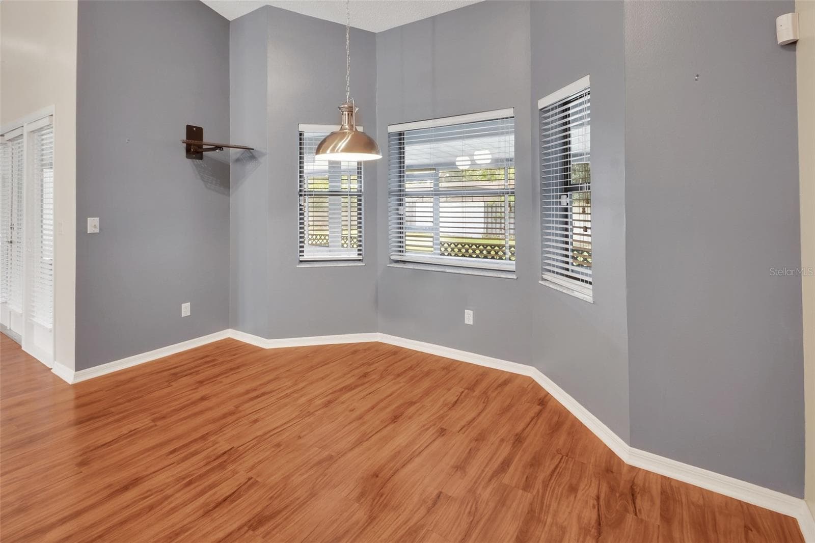 Large Dinette - 2465 ROYAL RD, DELAND