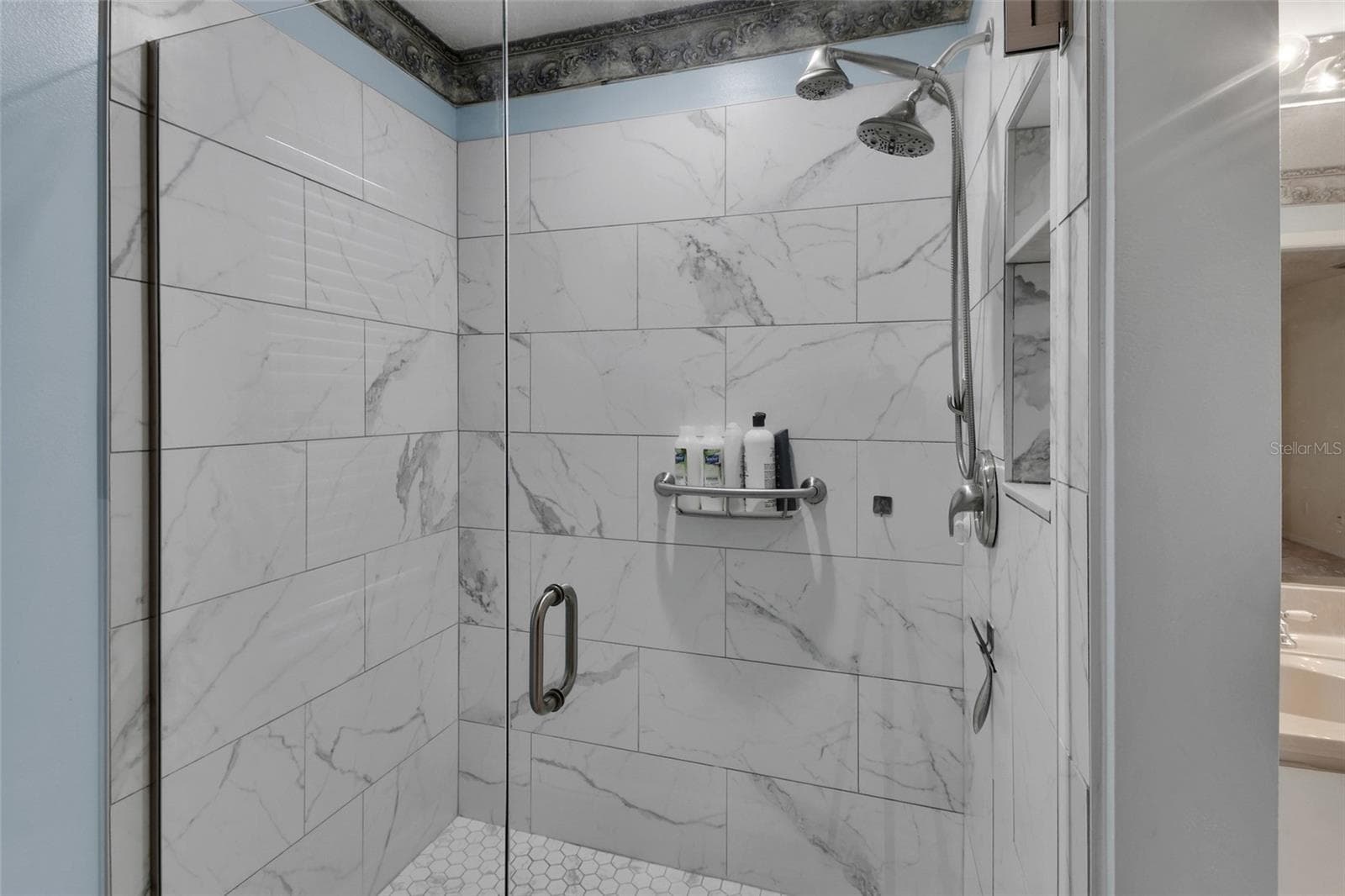 Remodeled Shower - 2465 ROYAL RD, DELAND