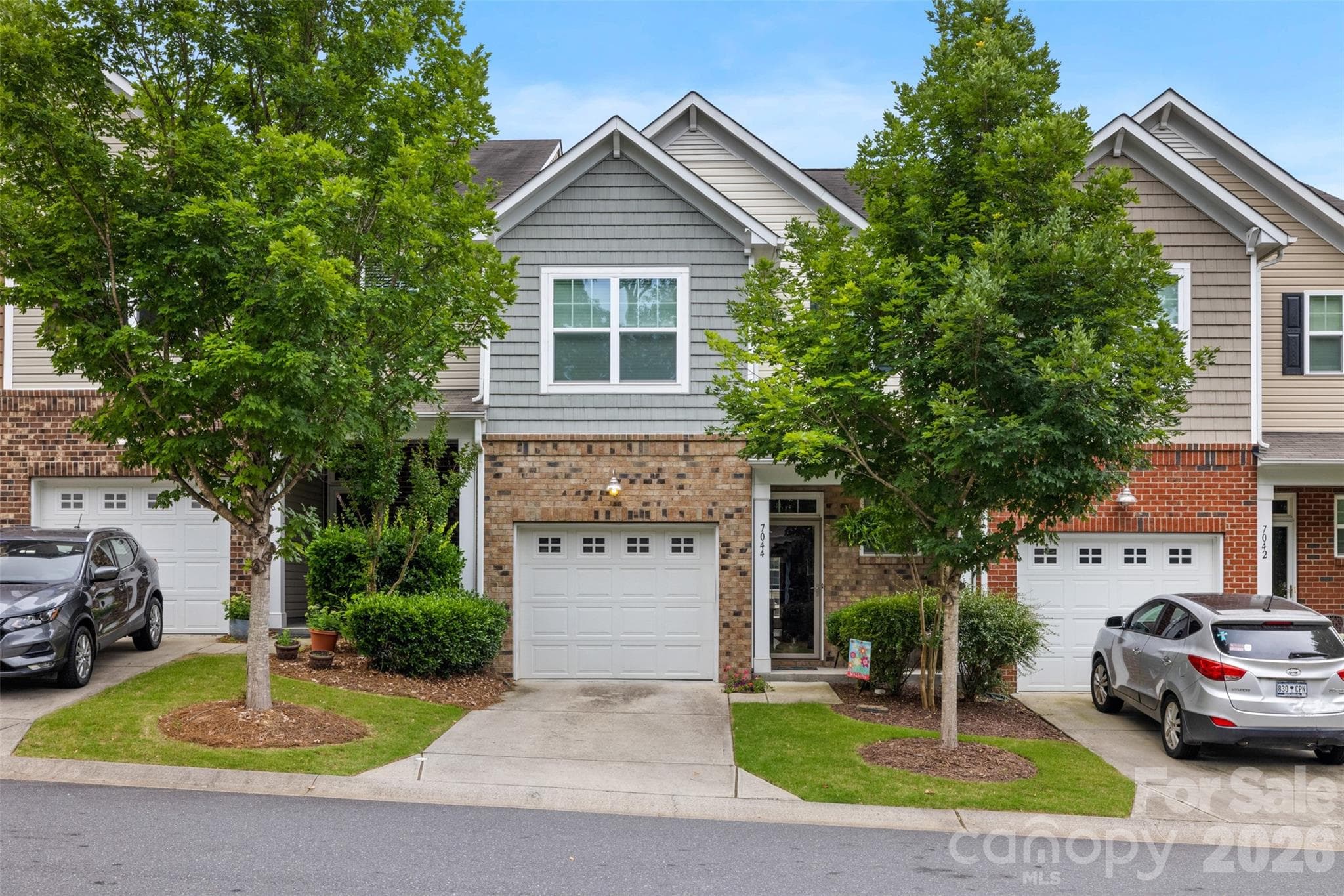 Townhouse at Rock Hill, photo 2 of 28