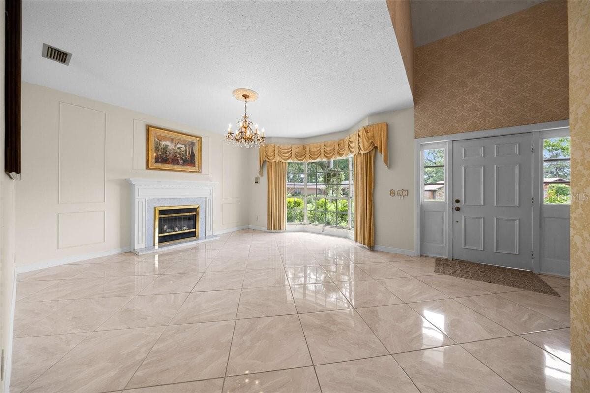 Single Family Residence at 2300 SE 38TH CT, OCALA, photo 9 of 91