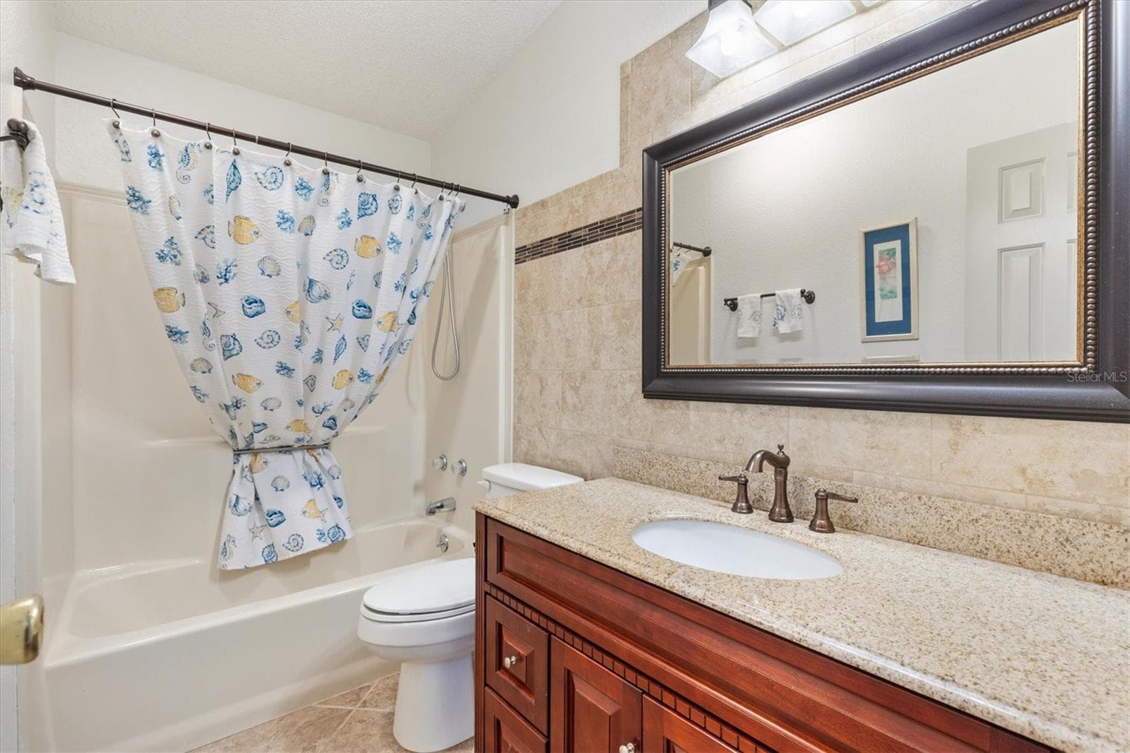 Guest Bath - 1534 HILLCREST DR, LADY LAKE