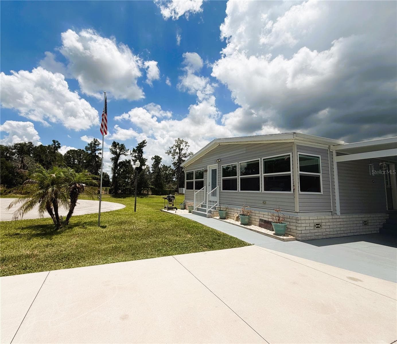 Manufactured Home at 165 SAGO PALM DR, LEESBURG, photo 11 of 63