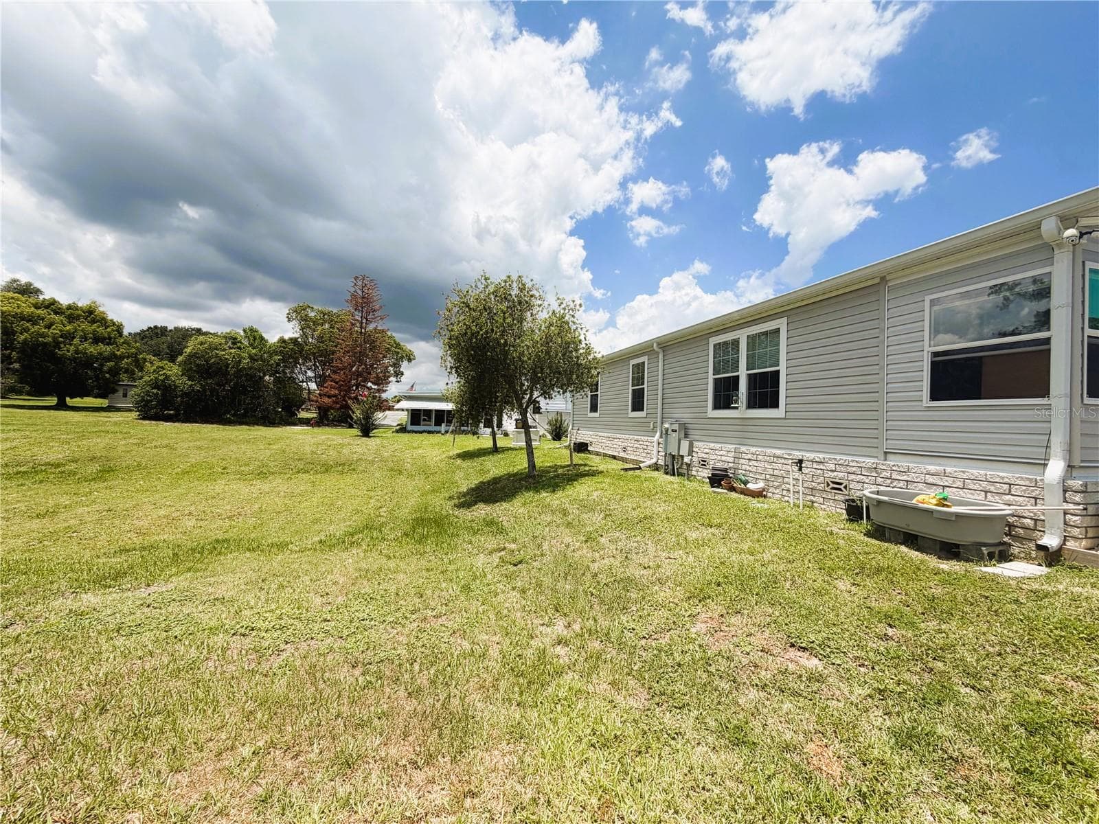 Manufactured Home at 165 SAGO PALM DR, LEESBURG, photo 13 of 63