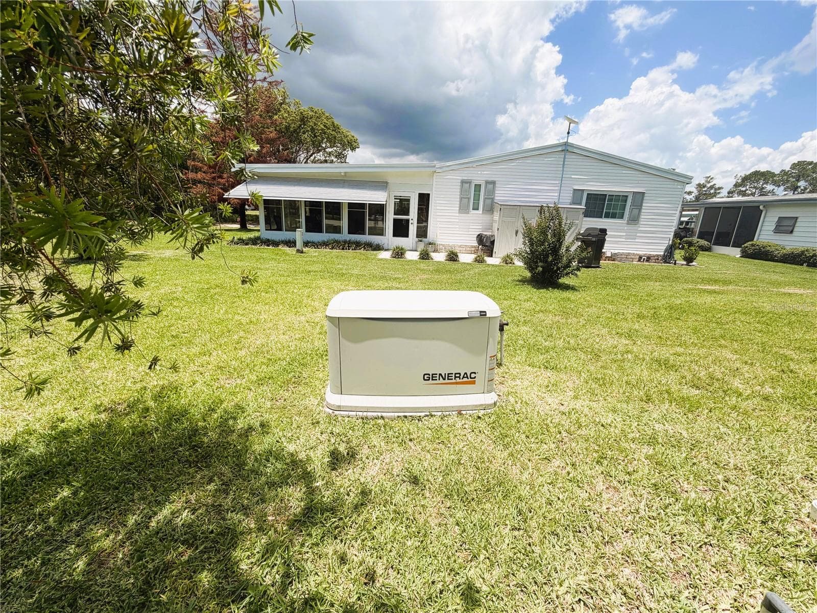 Manufactured Home at 165 SAGO PALM DR, LEESBURG, photo 14 of 63