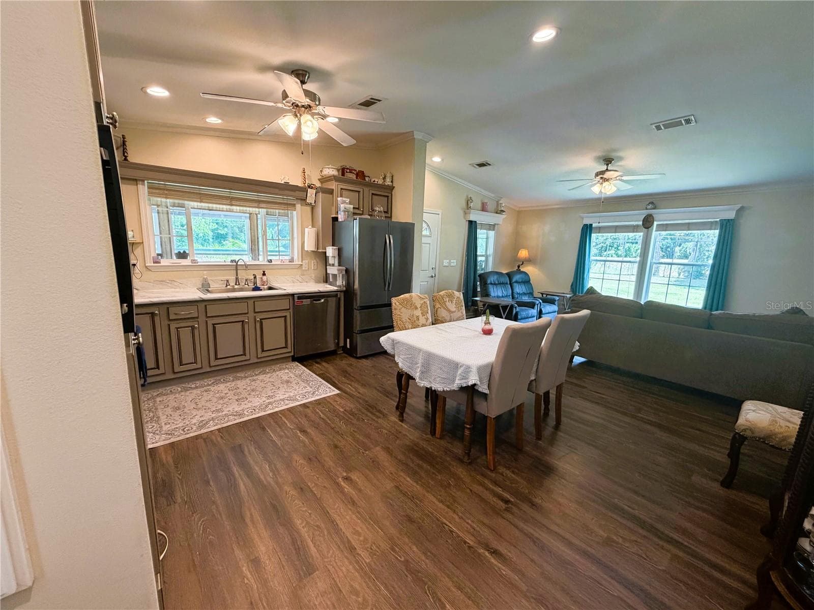 Manufactured Home at 165 SAGO PALM DR, LEESBURG, photo 27 of 63