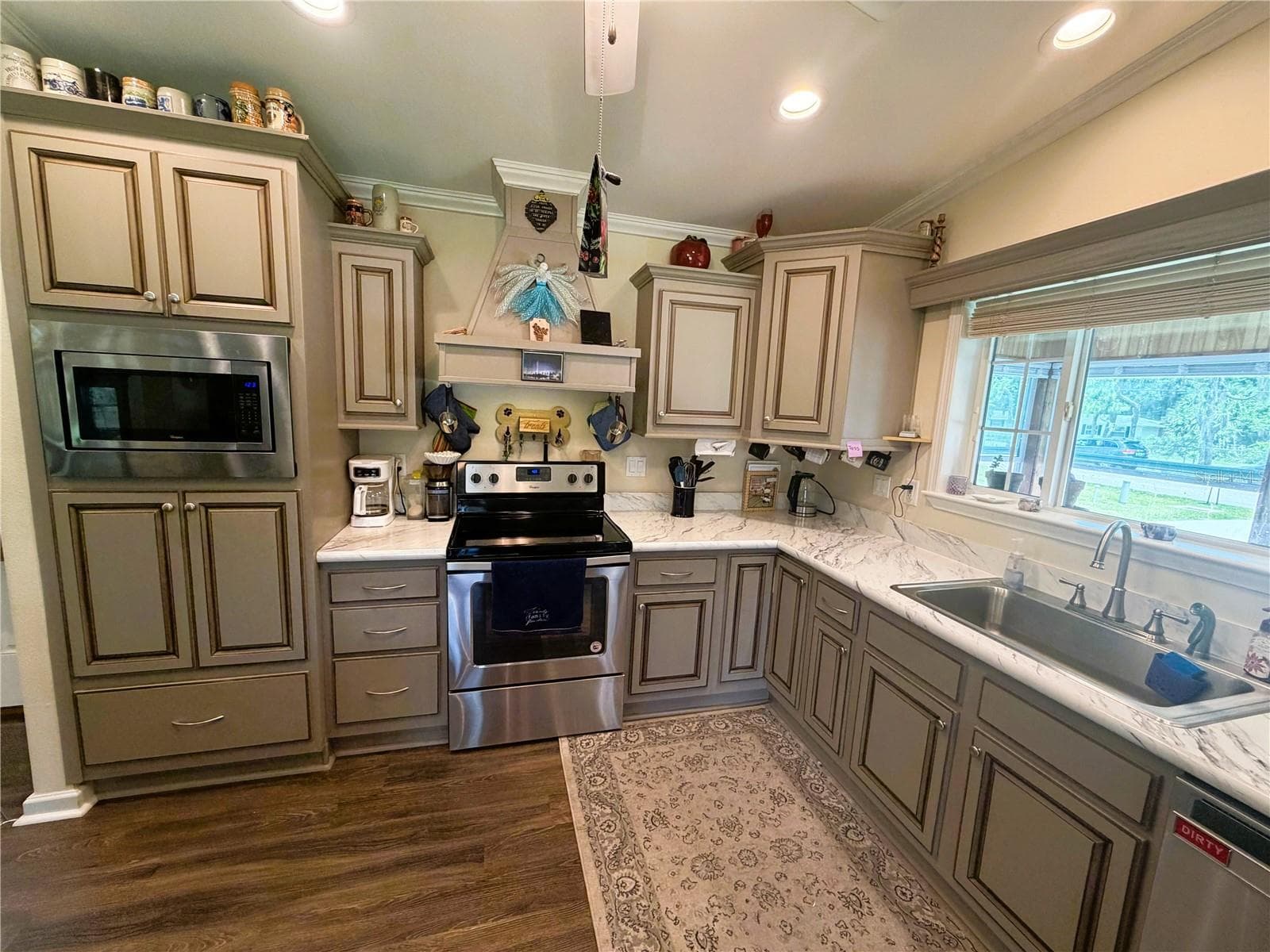 Manufactured Home at 165 SAGO PALM DR, LEESBURG, photo 28 of 63