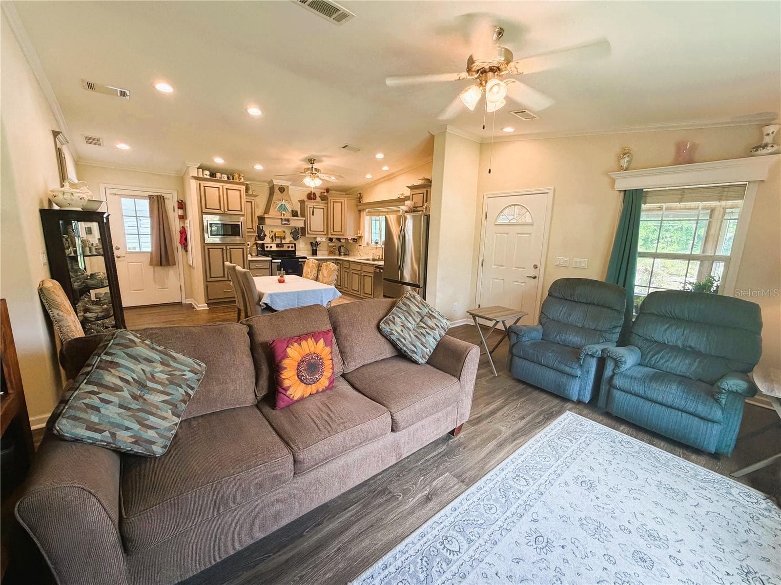 Manufactured Home at 165 SAGO PALM DR, LEESBURG, photo 35 of 63