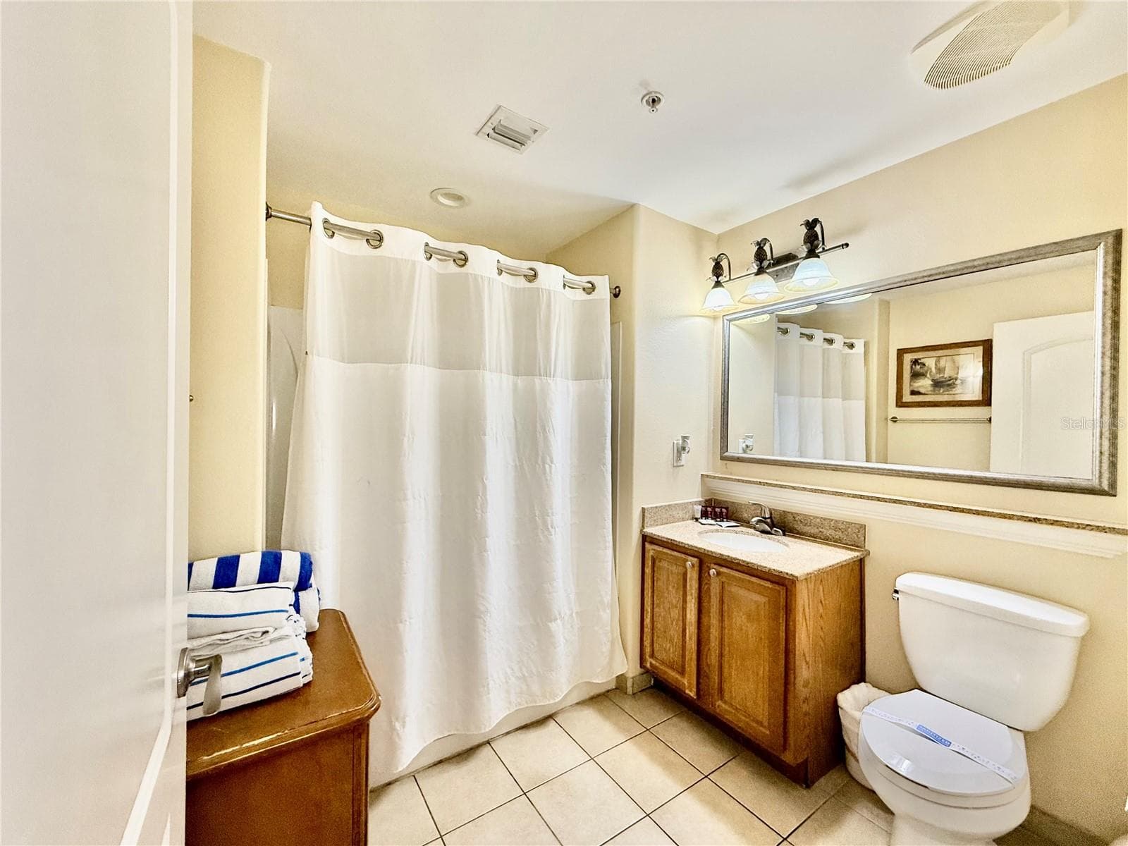 Condo - Hotel at 13415 BLUE HERON BEACH DR #109, ORLANDO, photo 18 of 69