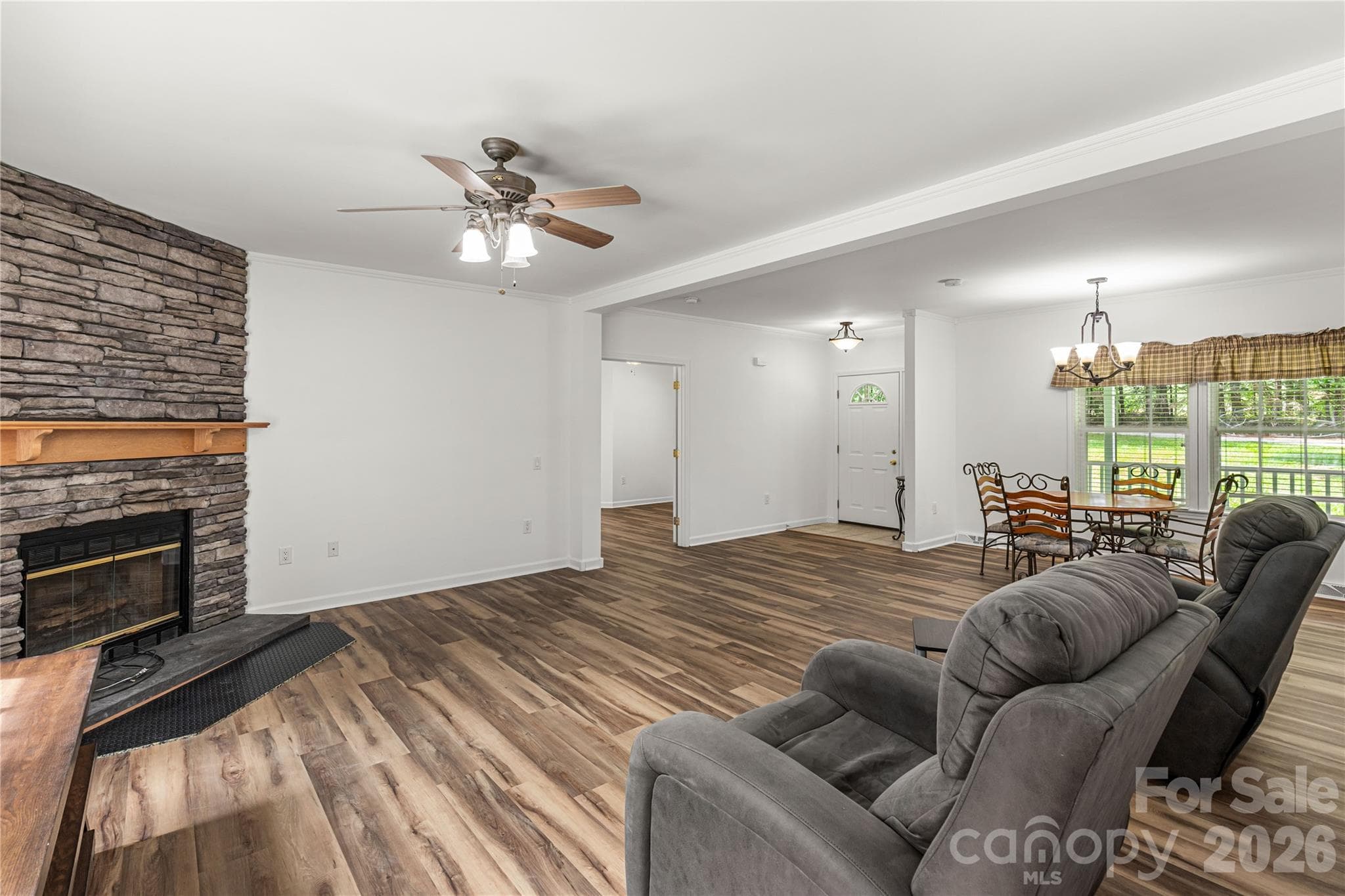 Single Family Residence at Lancaster, photo 7 of 48