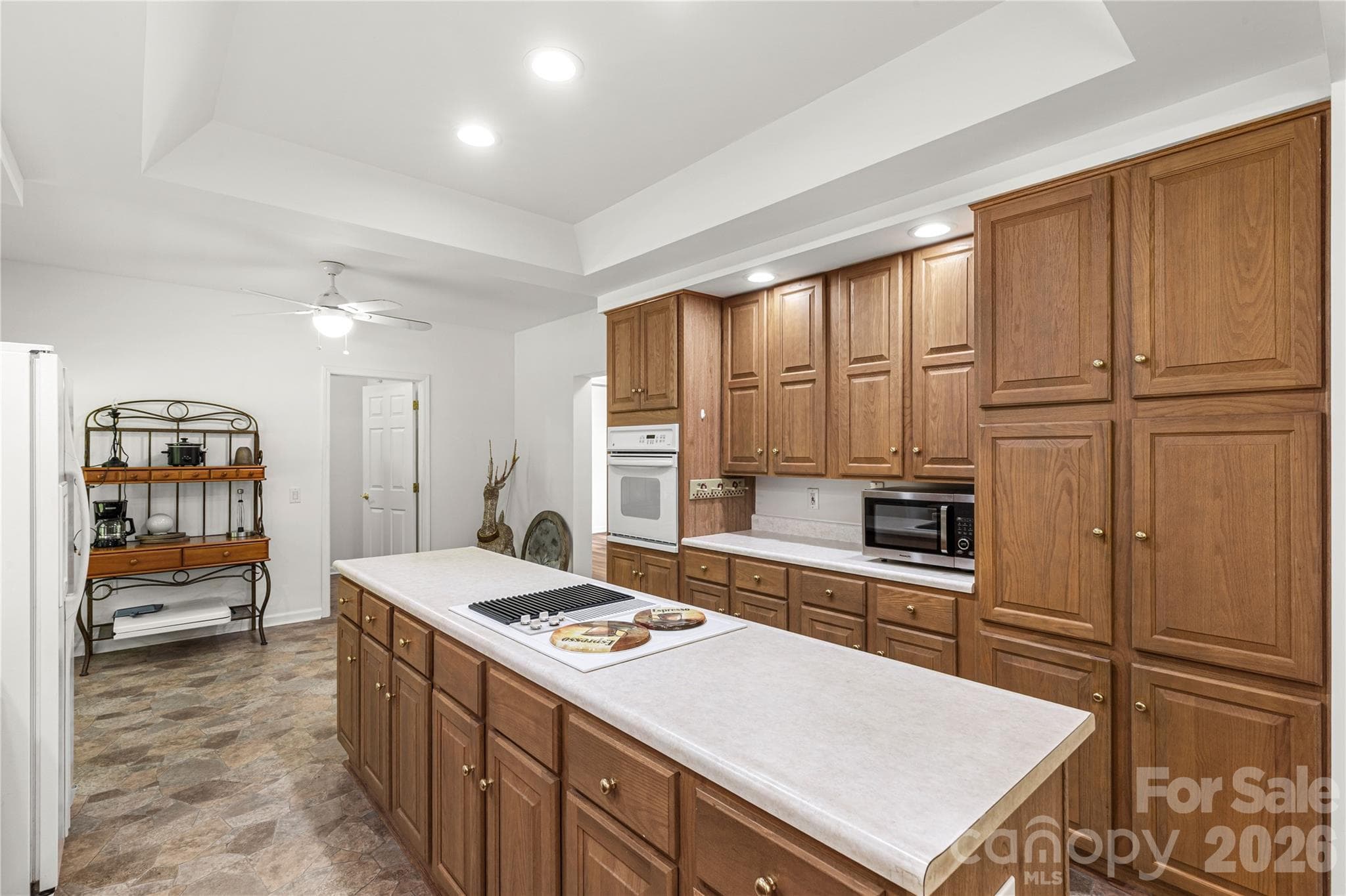 Single Family Residence at Lancaster, photo 11 of 48