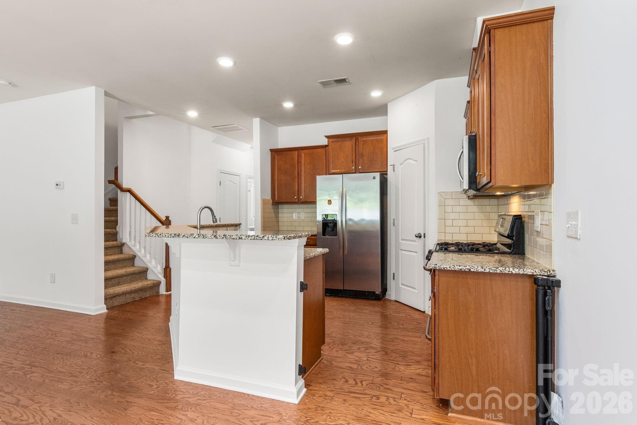 Townhouse at 4037 Black Walnut Way, Fort Mill, photo 8 of 28