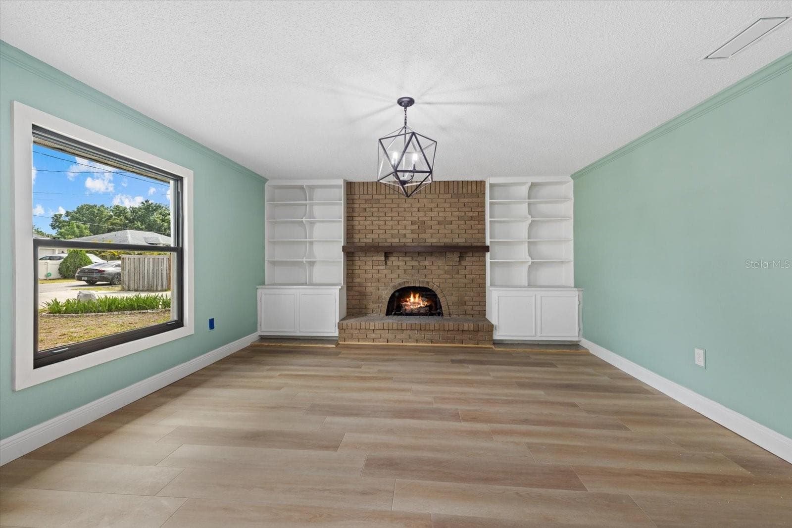 Single Family Residence at 2818 OLYMPIC ST, SARASOTA, photo 5 of 47