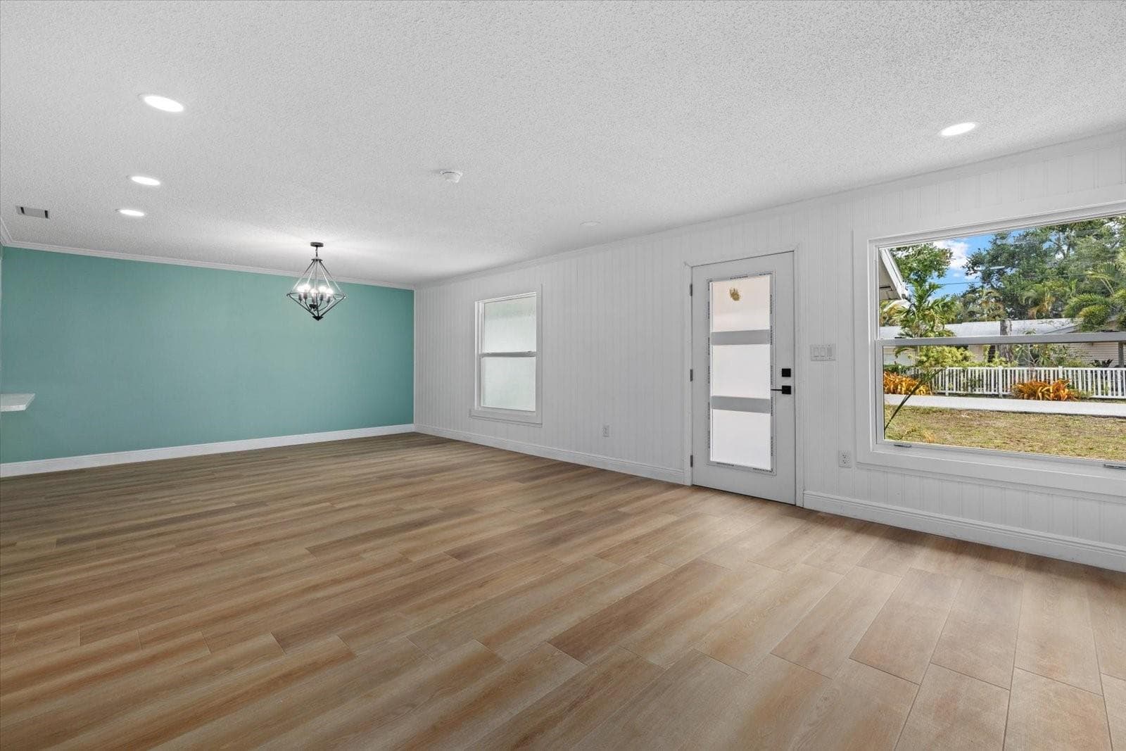 Single Family Residence at 2818 OLYMPIC ST, SARASOTA, photo 9 of 47