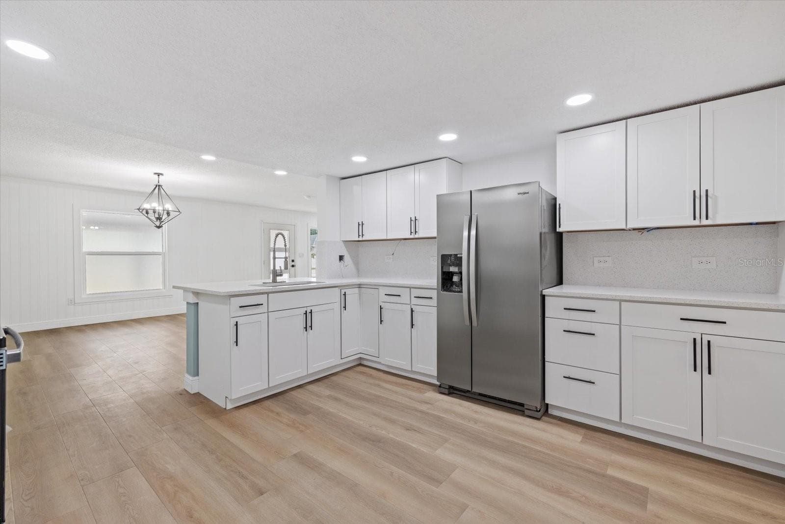 Single Family Residence at 2818 OLYMPIC ST, SARASOTA, photo 16 of 47