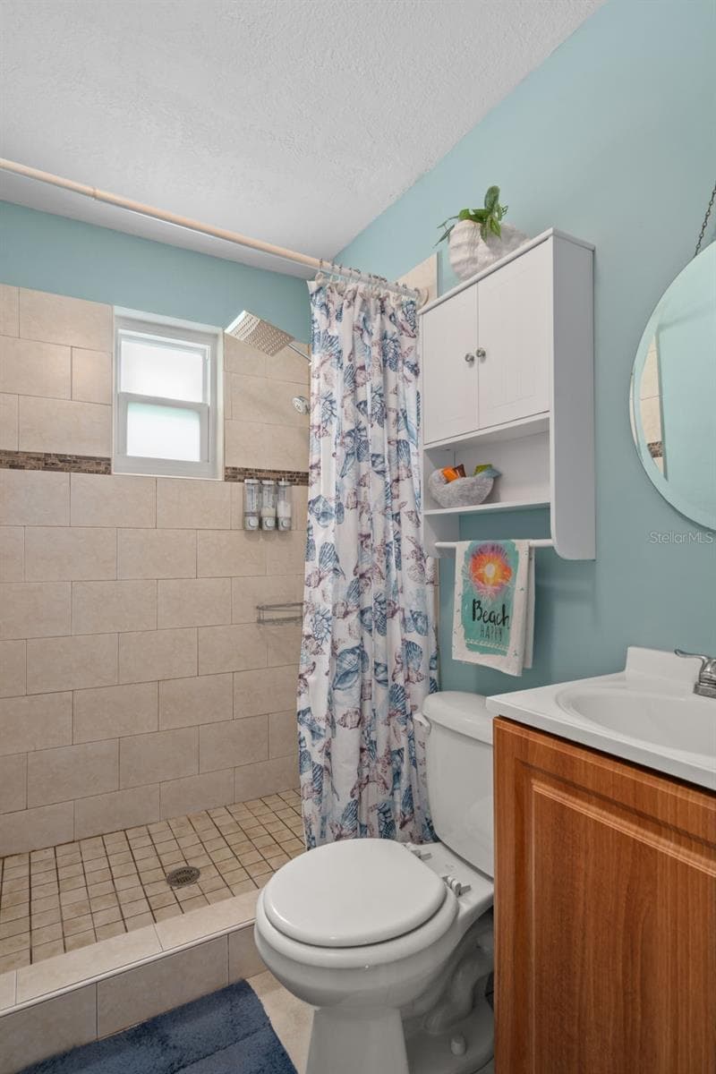 Single Family Residence at 7906 WOODVINE CIR, TAMPA, photo 15 of 34