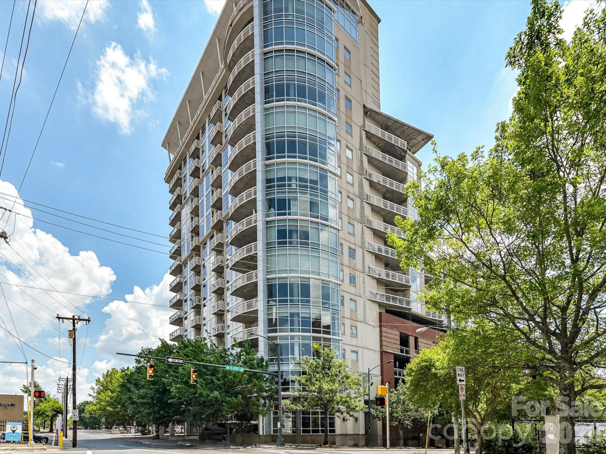 The Courtside Building - 505 E 6th Street, Charlotte