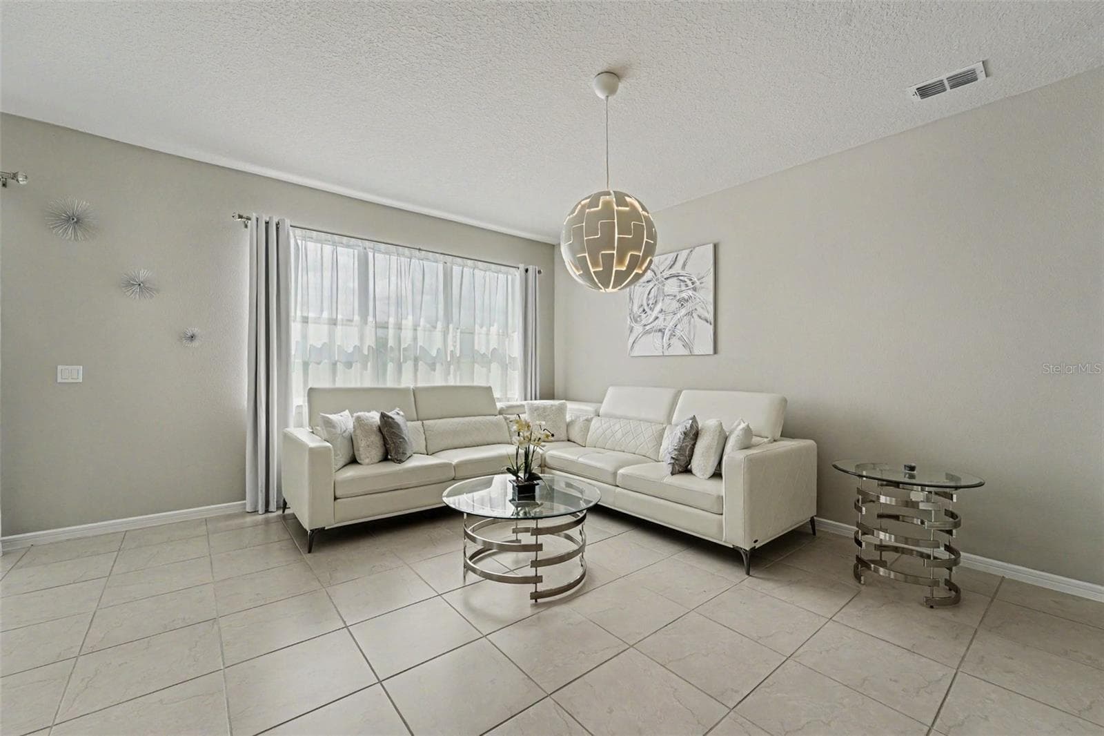 Single Family Residence at 1973 SPRING SHOWER CIR, KISSIMMEE, photo 5 of 35