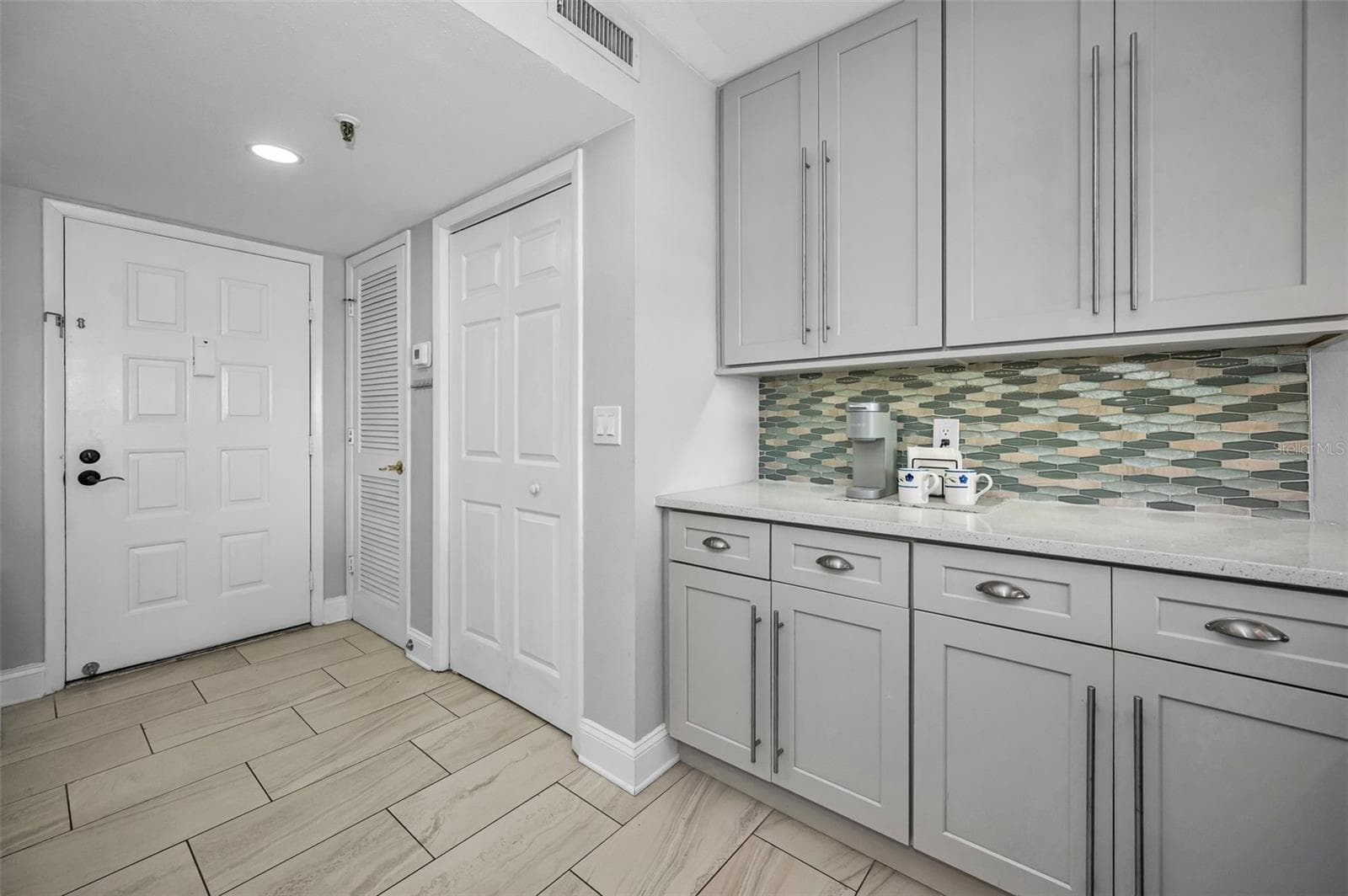 Entry into the unit - 19111 VISTA BAY DR #304, INDIAN SHORES