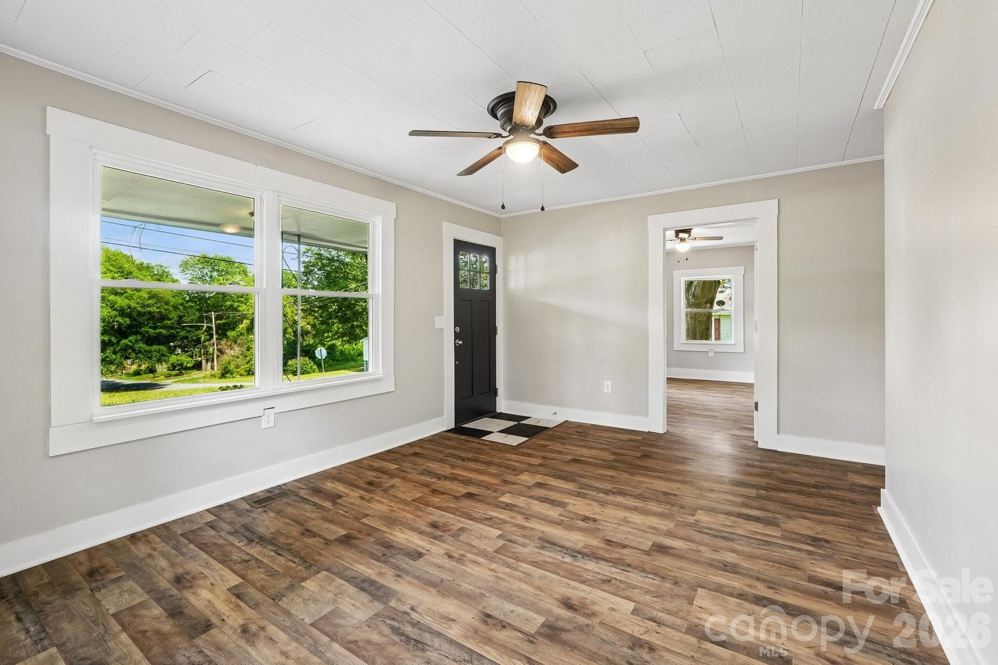 Single Family Residence at Gastonia, photo 9 of 20