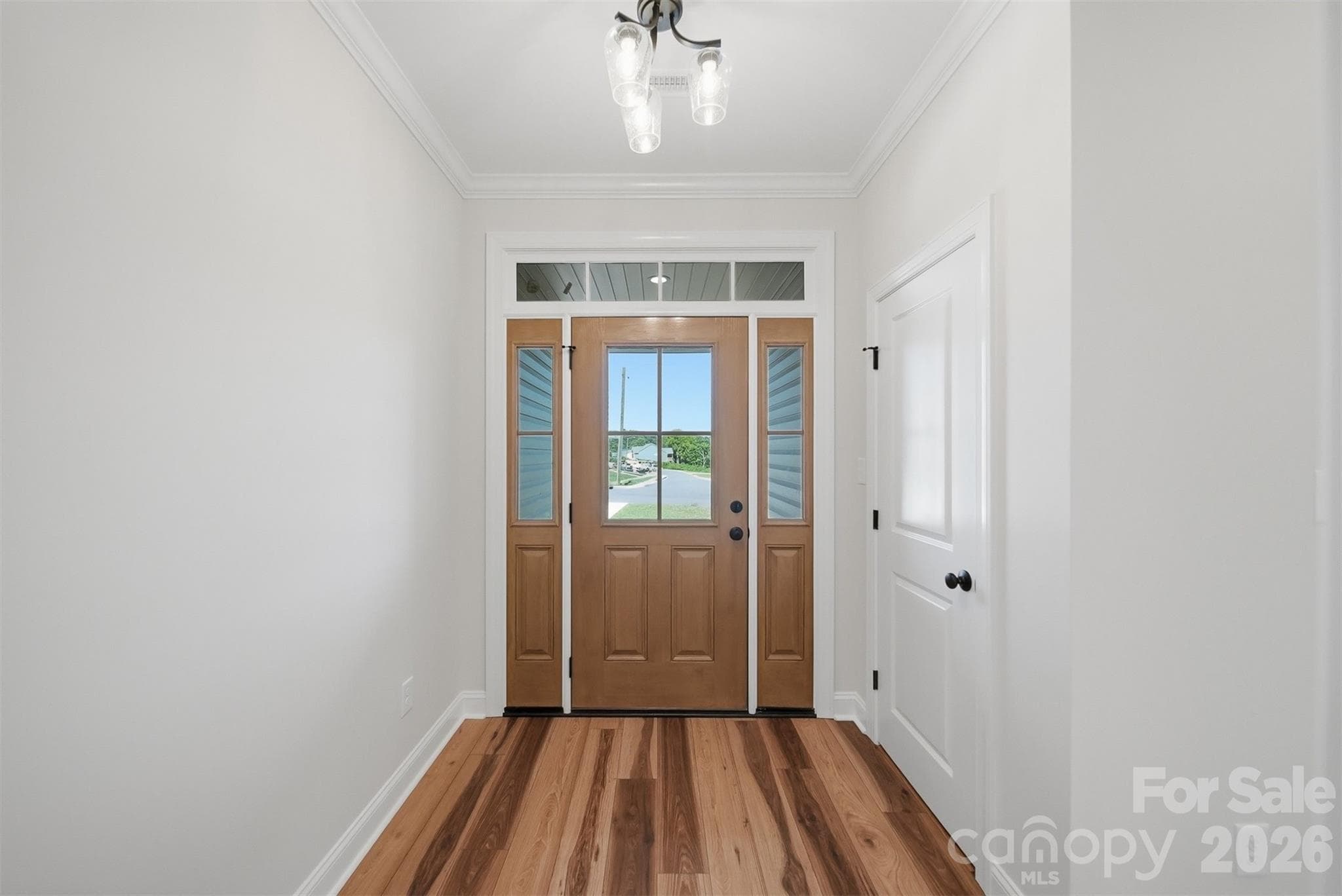 Single Family Residence at Hickory, photo 4 of 48