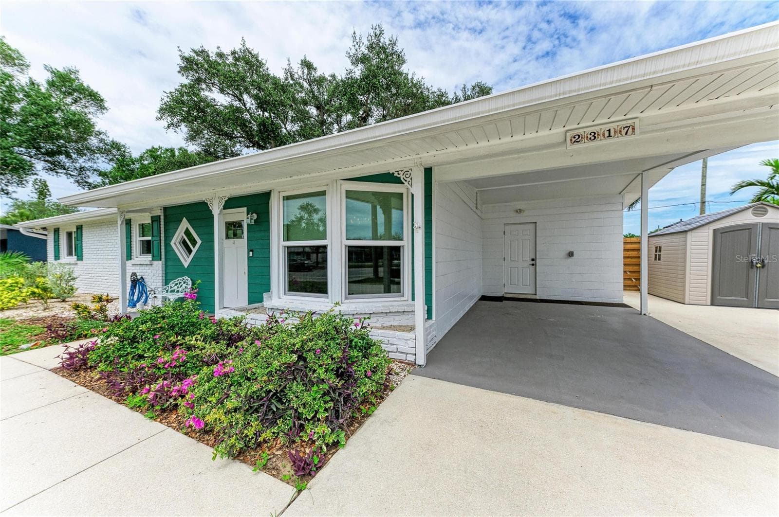 Single Family Residence at 2317 S TUTTLE AVE, SARASOTA, photo 5 of 55