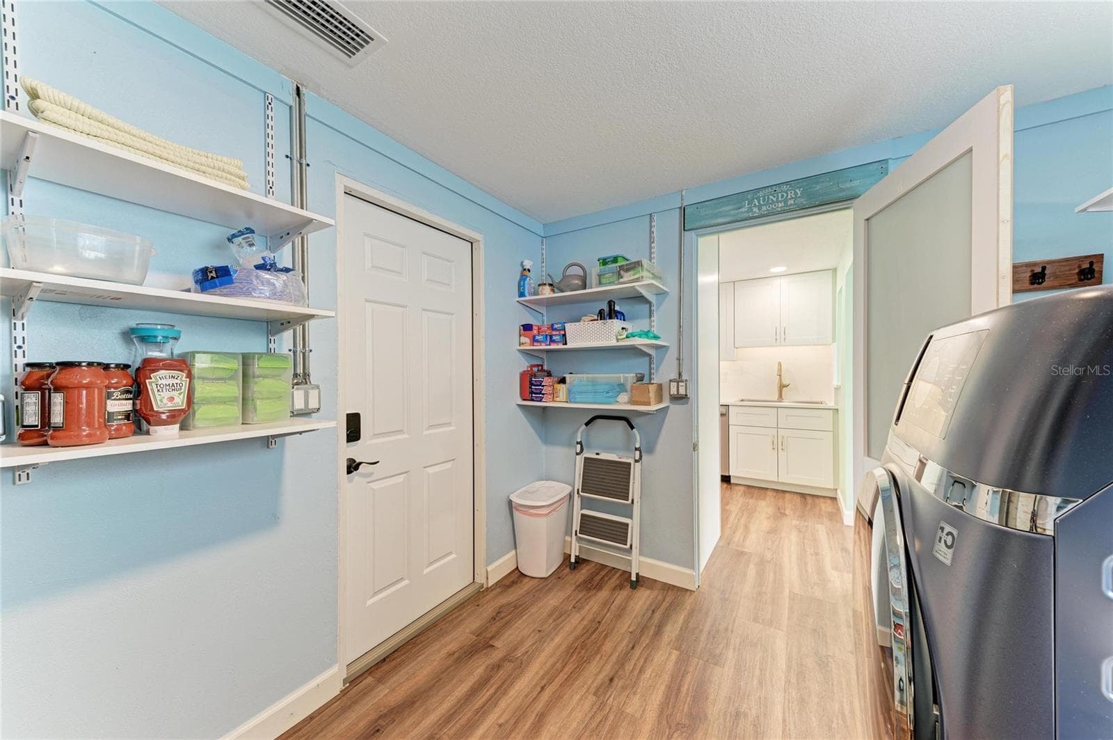 Single Family Residence at 2317 S TUTTLE AVE, SARASOTA, photo 35 of 55