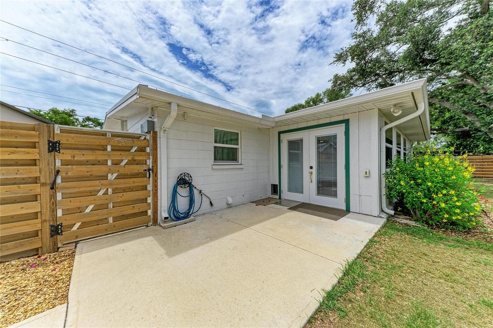 Single Family Residence at 2317 S TUTTLE AVE, SARASOTA, photo 37 of 55