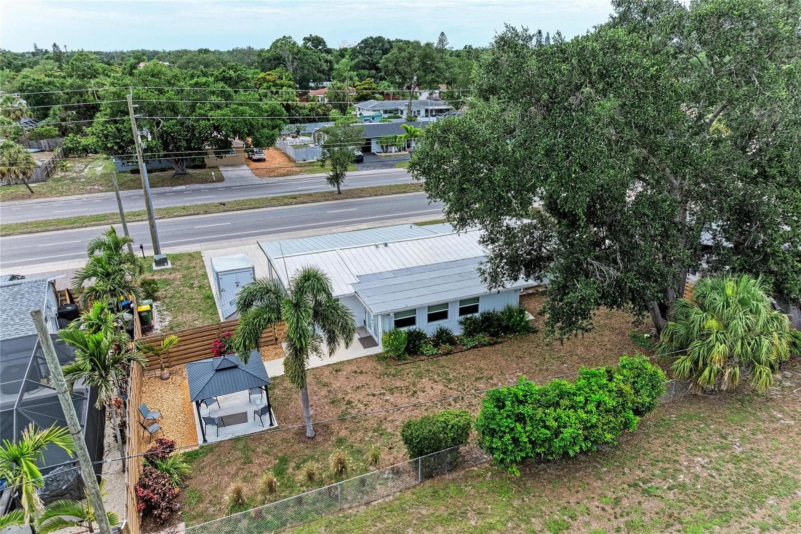 Single Family Residence at 2317 S TUTTLE AVE, SARASOTA, photo 44 of 55