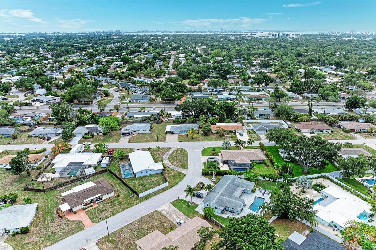 Single Family Residence at 2317 S TUTTLE AVE, SARASOTA, photo 46 of 55