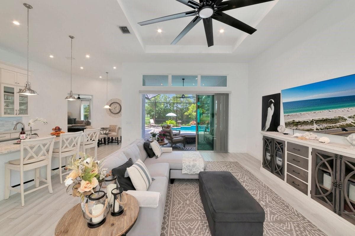 Single Family Residence at 4657 ANTRIM DR, SARASOTA, photo 9 of 34