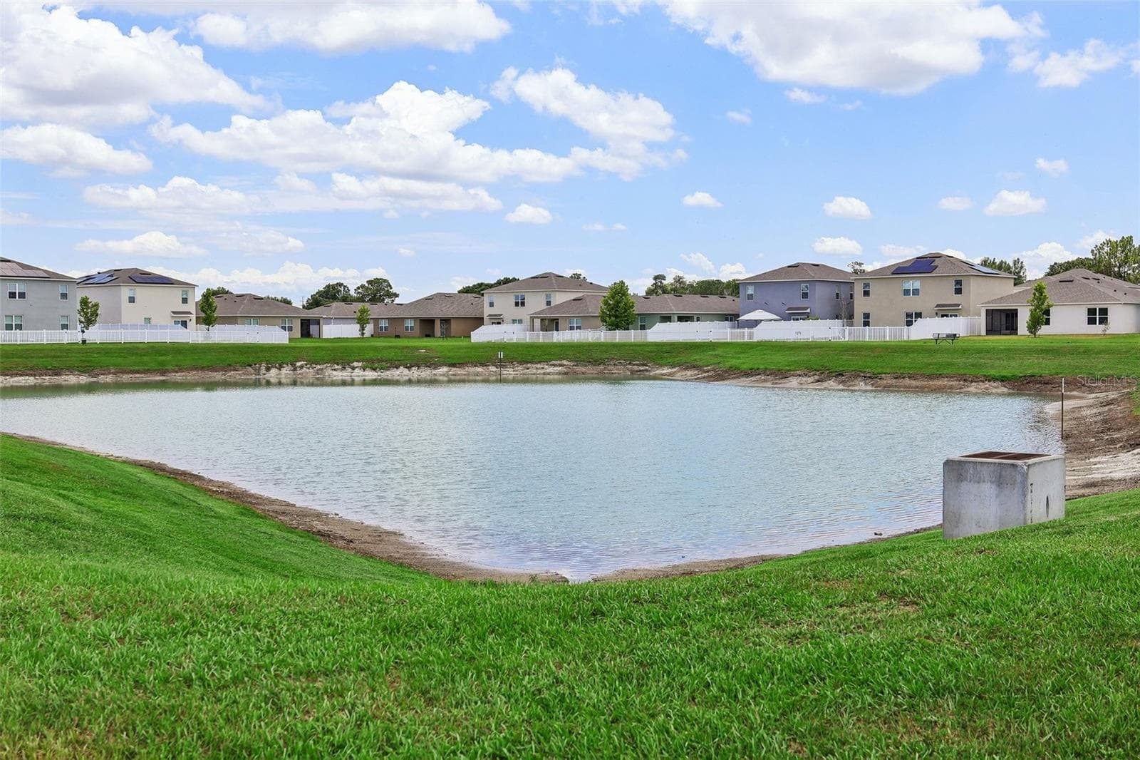 Single Family Residence at 2044 GOLDEN BEAK DR, EAGLE LAKE, photo 37 of 46