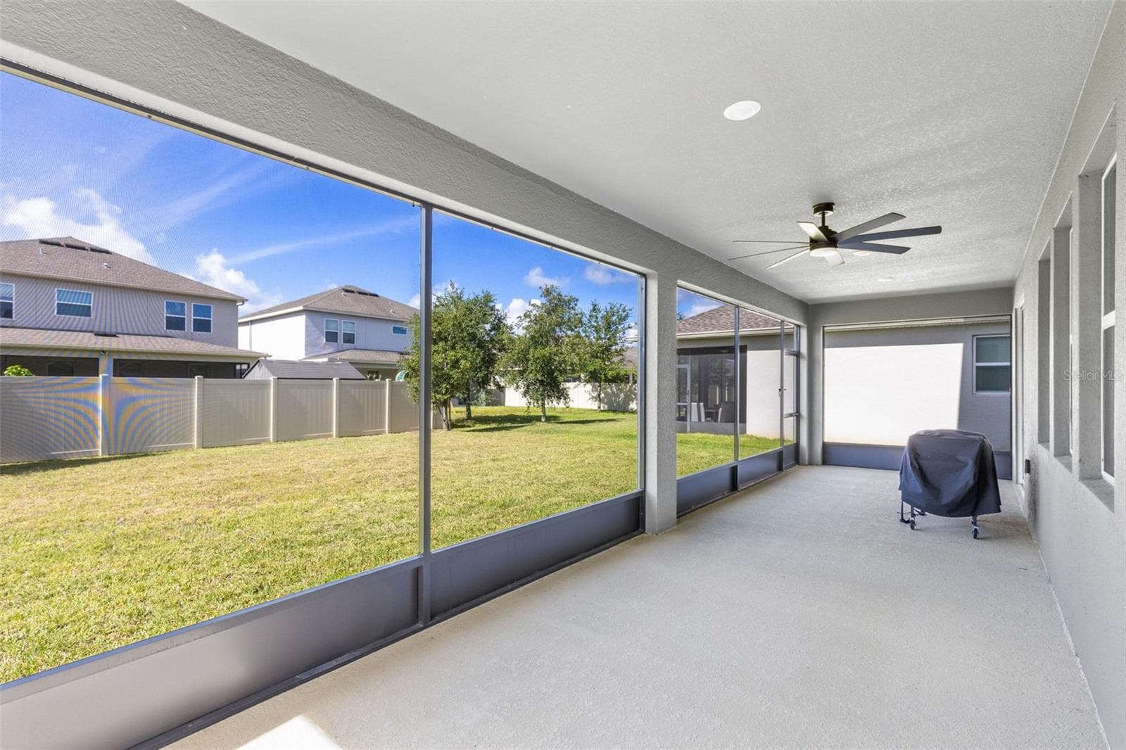 Back Patio - 5311 AMERSHAM LN, ST CLOUD
