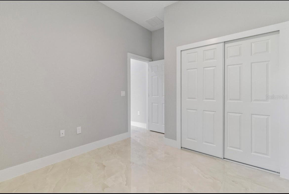 Single Family Residence at 20462 KENILWORTH BLVD, PORT CHARLOTTE, photo 6 of 12