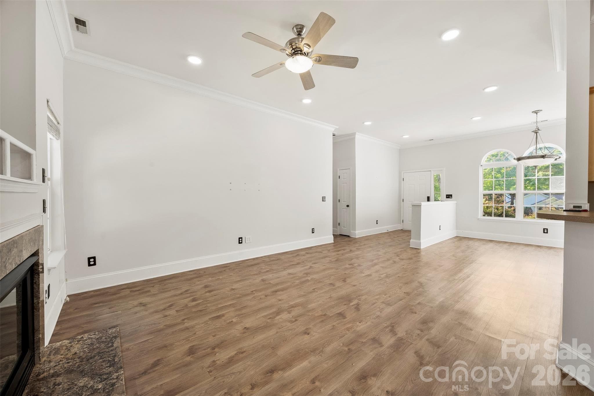 Single Family Residence at Huntersville, photo 6 of 27