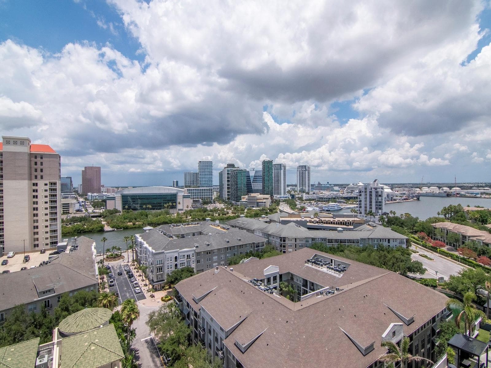 Condominium at 450 KNIGHTS RUN AVE #1501, TAMPA, photo 32 of 100