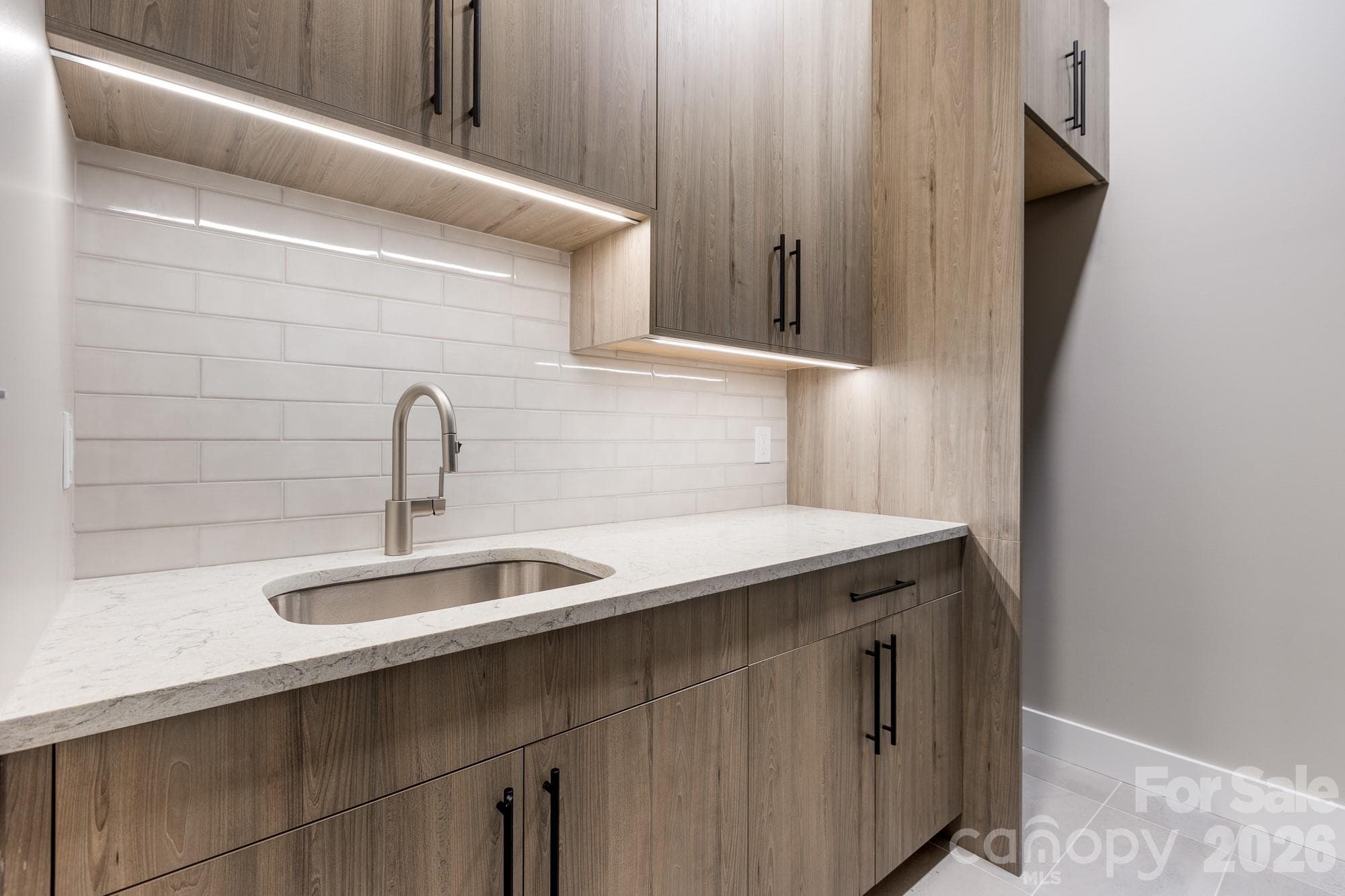 Main level laundry. - 60 King Horn Ridge, Waynesville