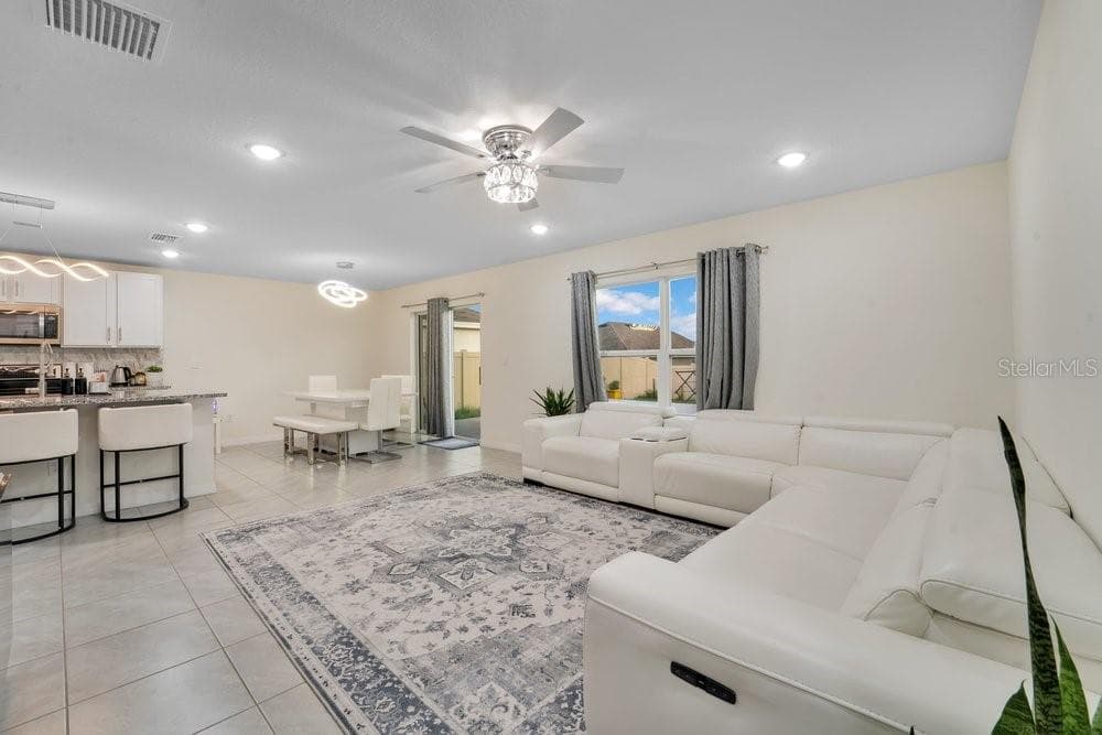 Single Family Residence at 35704 DOVELAND DR, ZEPHYRHILLS, photo 4 of 27