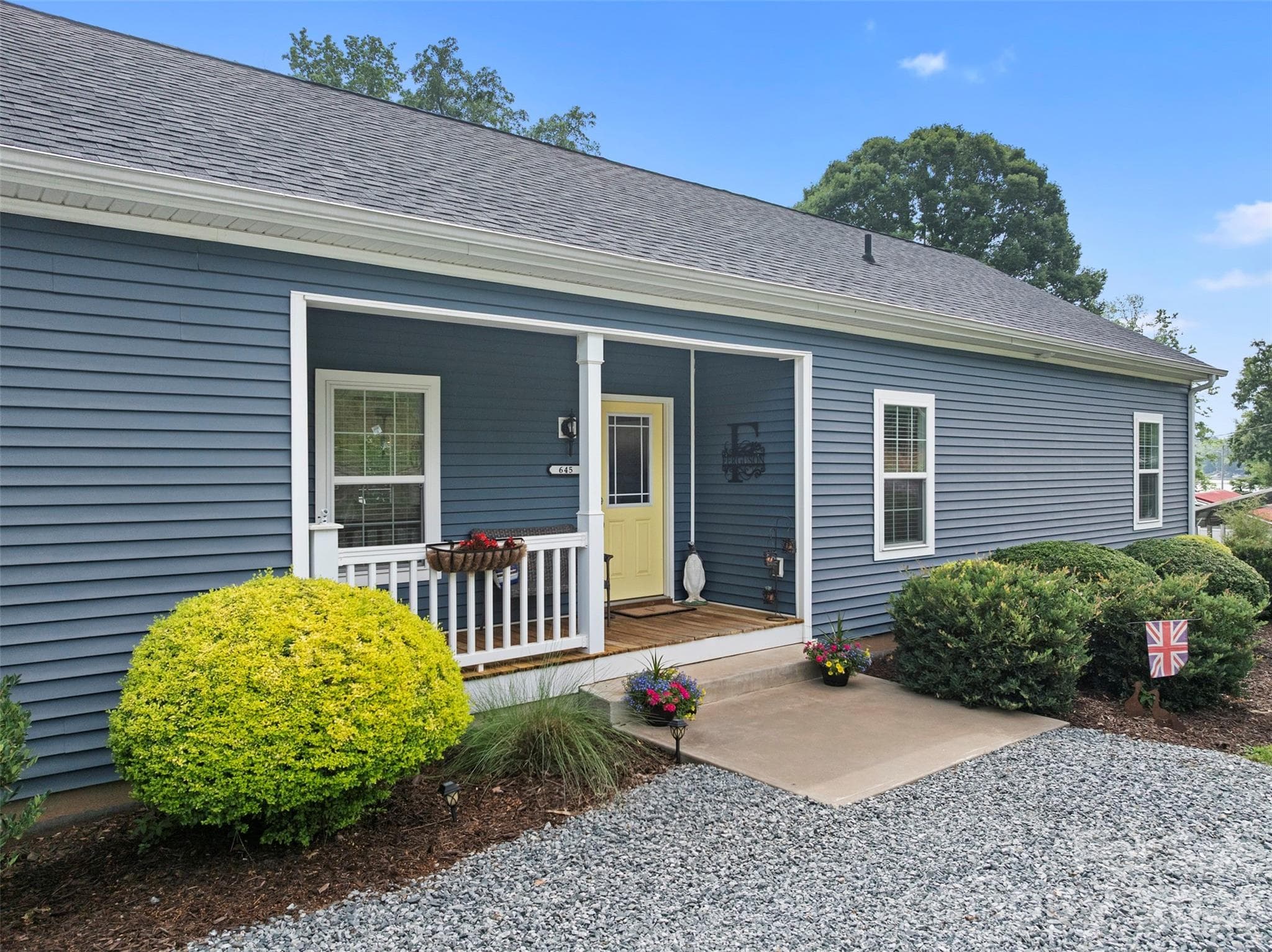 Single Family Residence at Lexington, photo 8 of 48