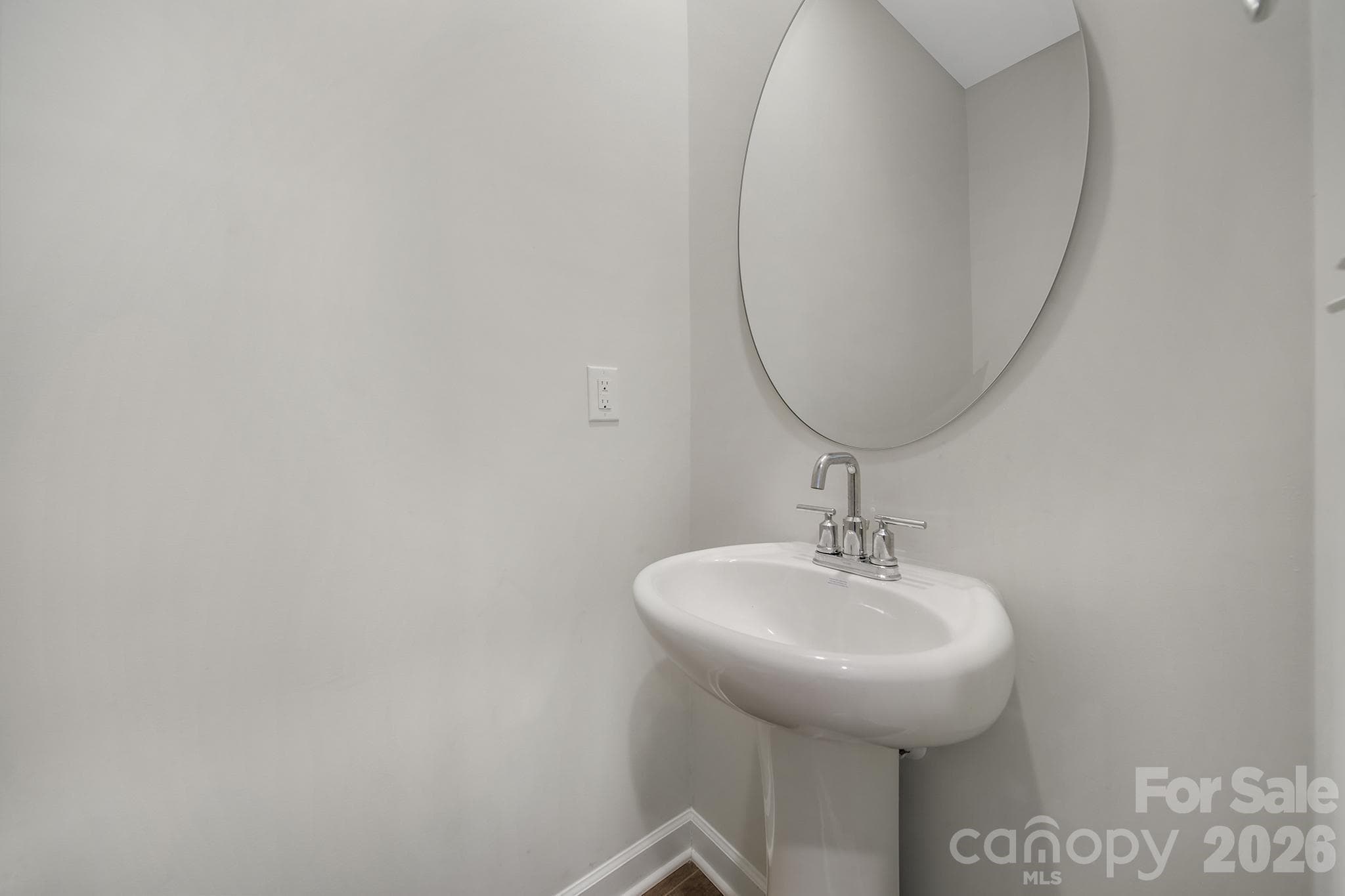 Single Family Residence at 660 Citriadora Street, Fort Mill, photo 15 of 35