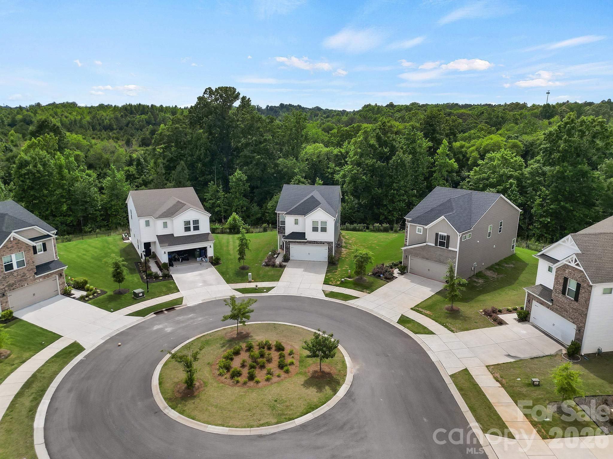 Single Family Residence at 660 Citriadora Street, Fort Mill, photo 31 of 35