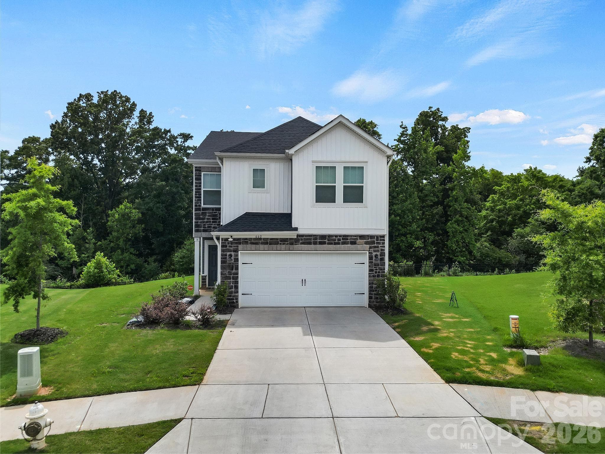 Single Family Residence at 660 Citriadora Street, Fort Mill, photo 33 of 35