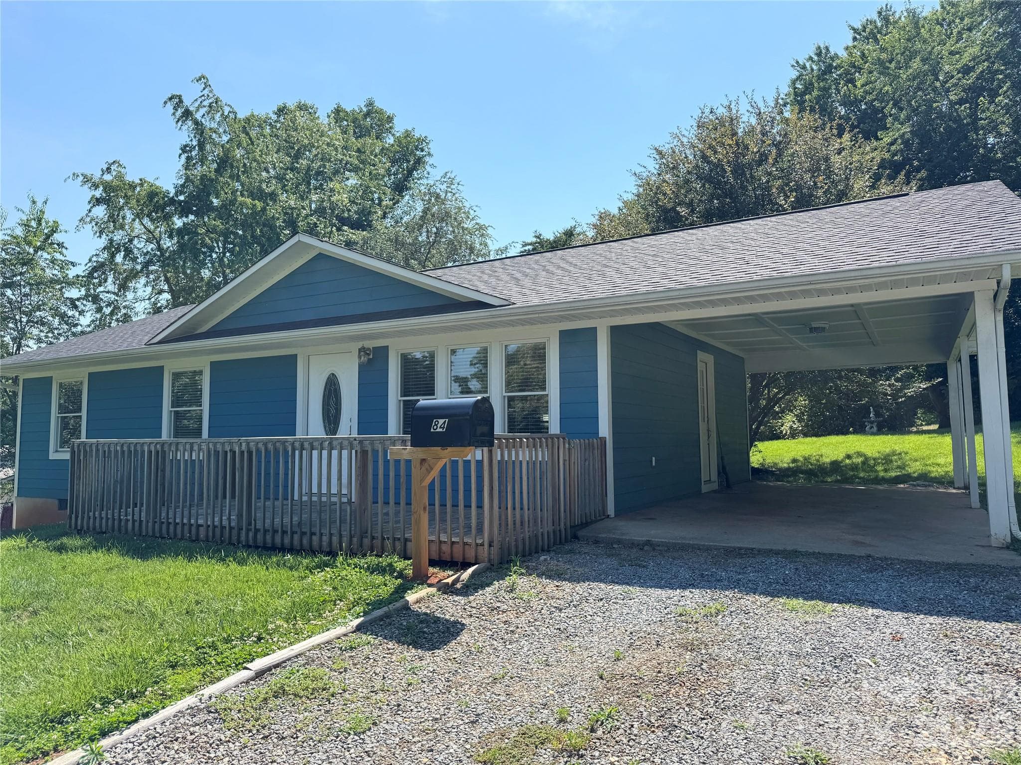 Single Family Residence at Nebo, photo 2 of 15