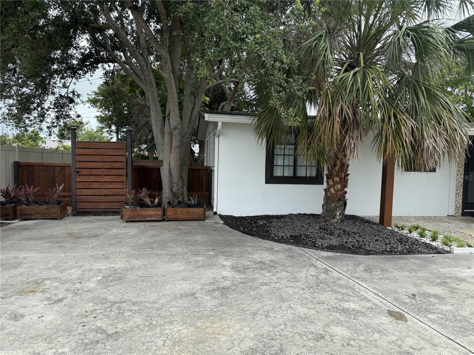 Single Family Residence at 907 FRUITLAND AVE, BRADENTON, photo 24 of 26