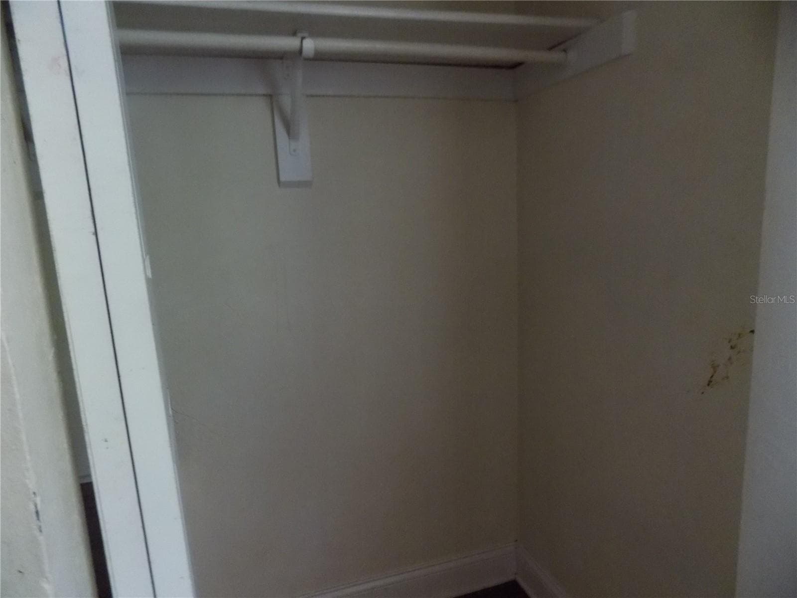A Closet - 713 SW 69 ST, GAINESVILLE