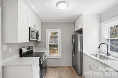 Single Family Residence at 9030 Reid Street, Mount Pleasant, photo 2 of 12
