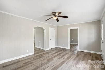 Single Family Residence at 9030 Reid Street, Mount Pleasant, photo 5 of 12